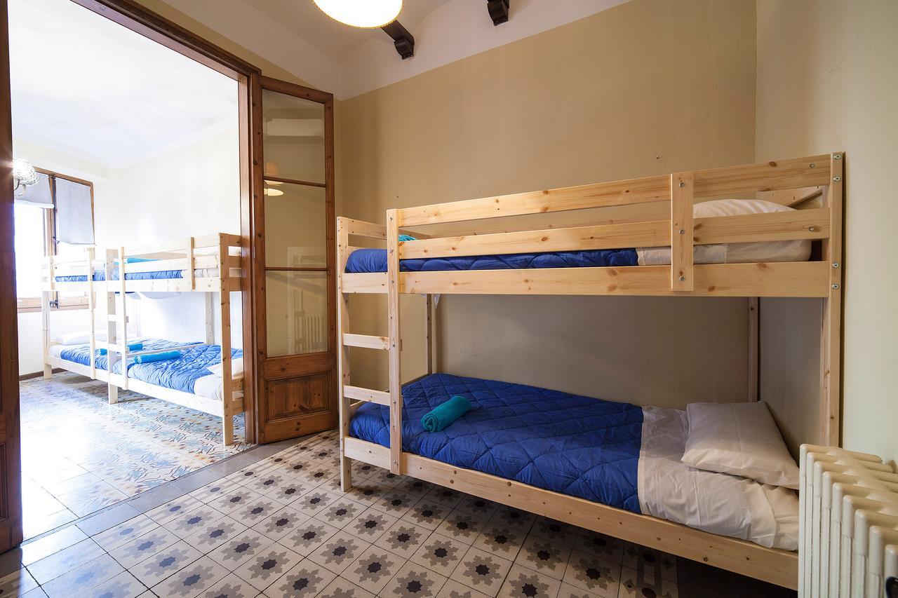 Bed In Girona Exterior foto