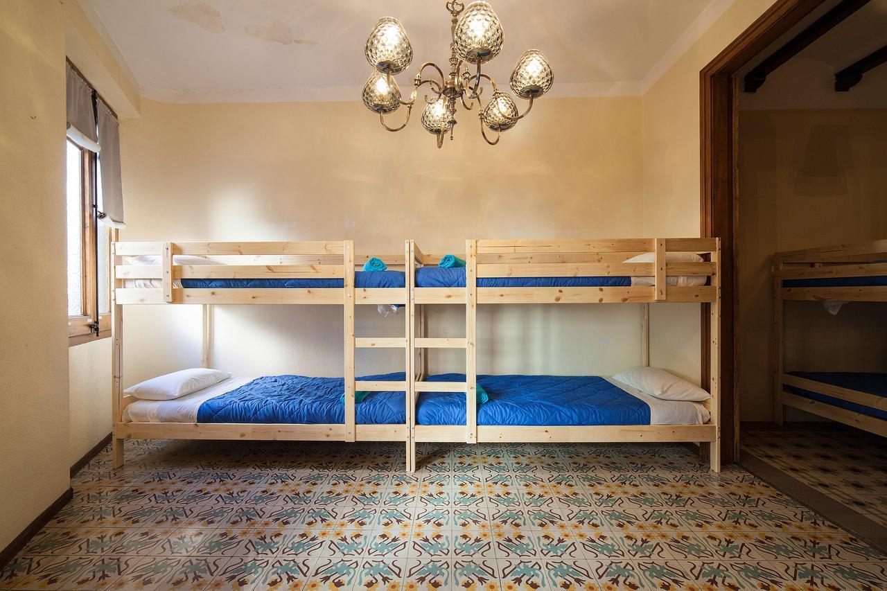 Bed In Girona Exterior foto