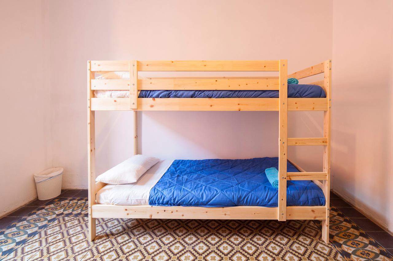 Bed In Girona Exterior foto