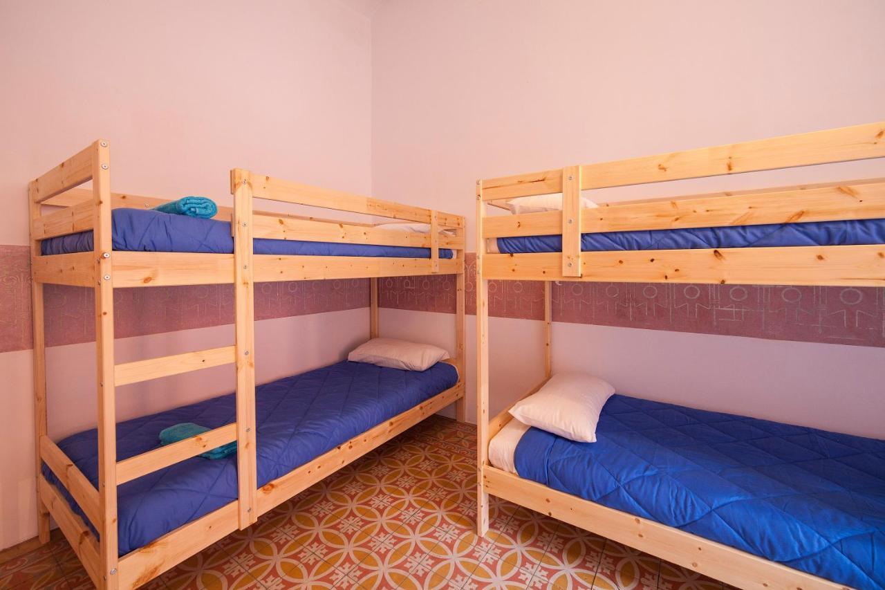 Bed In Girona Exterior foto